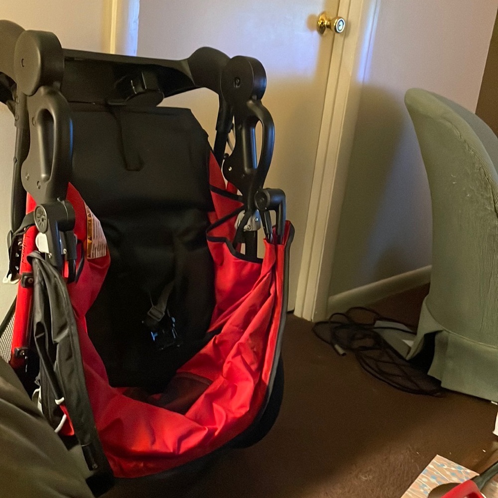 Jogging stroller for babies really nice gently used I think only once or twice
